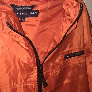 Tommy Hilfiger wind breaker/rain jacket